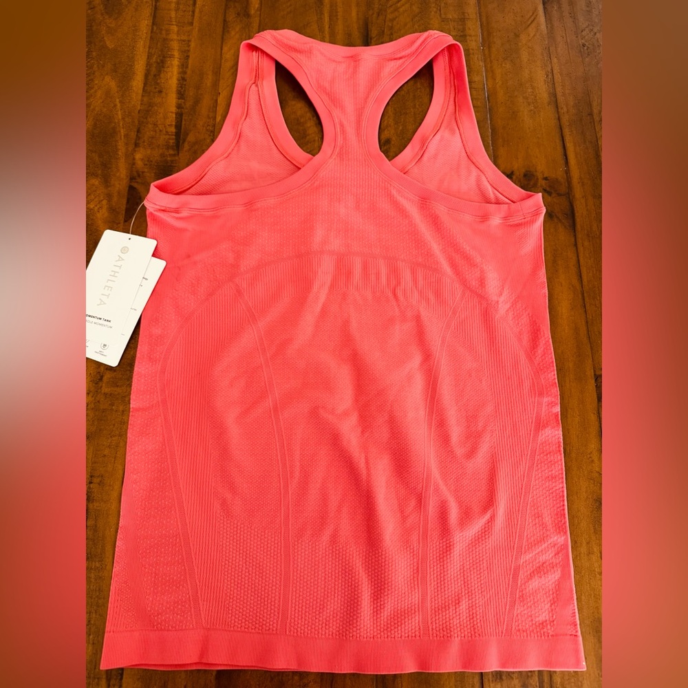 Athleta Momentum Tank - Picture 3 of 8